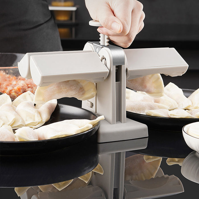 Using a OrdinaryA Dumpling Machine to Make Dumplings at Home with a Two-Headed Dumpling Machine Moulded Dumplings Stainless Steel Using a Kitchen Tool Tool for Making Dough Stamps